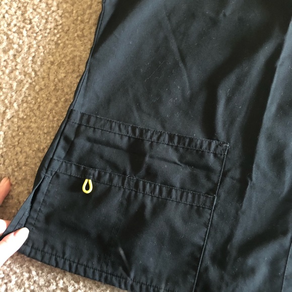 Scrub Top - Picture 3 of 3